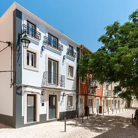 Downtown Oak Duplex