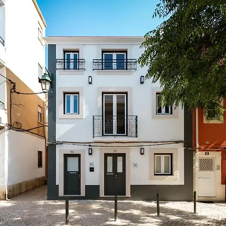 Downtown Oak Duplex *