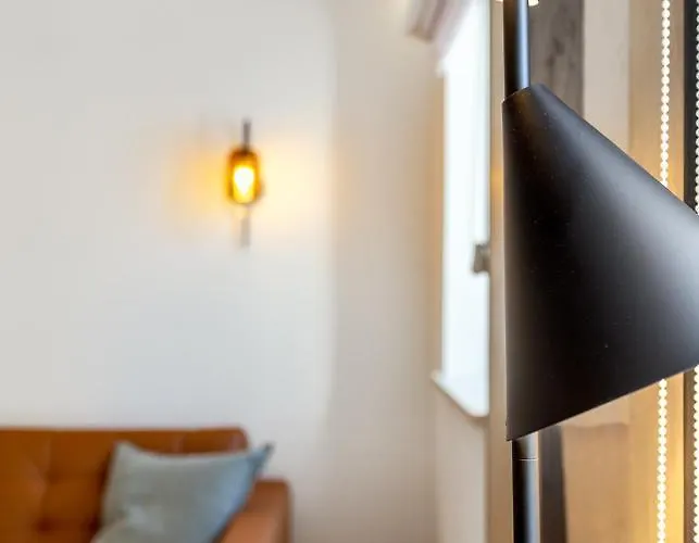 Downtown Oak Duplex Apartmán